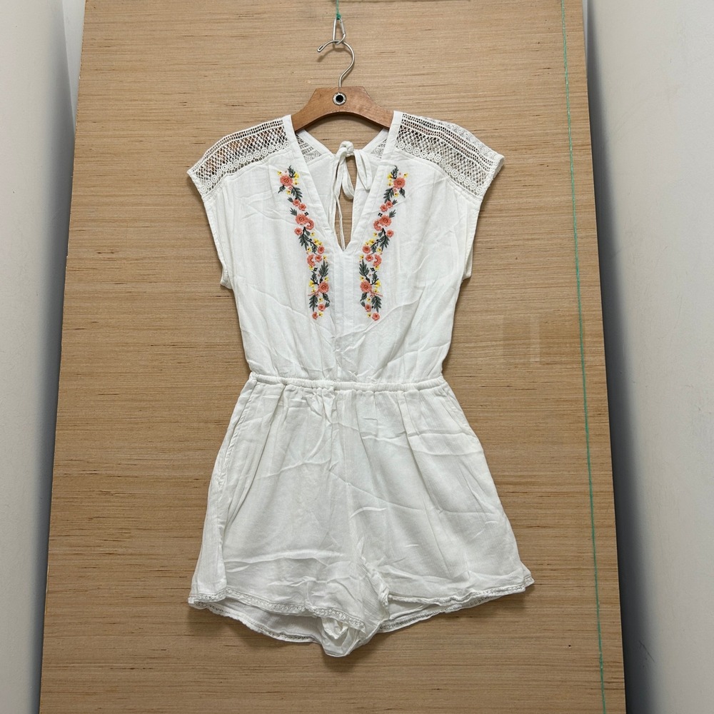 Abercrombie & Fitch White Floral Embroidered Crochet Lace Romper XS Boho Pockets
